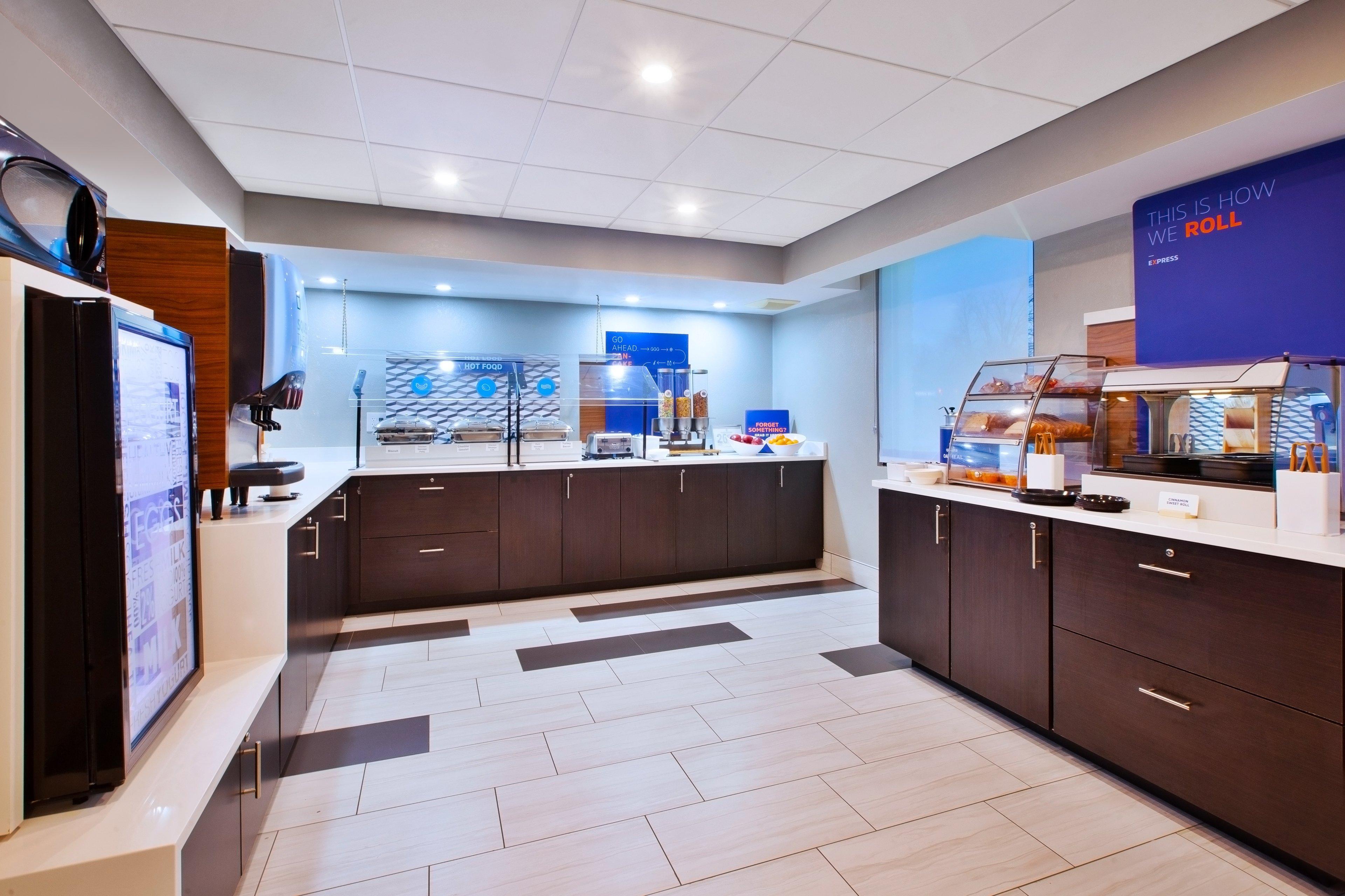 Holiday Inn Express Fairfax-Arlington Boulevard By Ihg Экстерьер фото